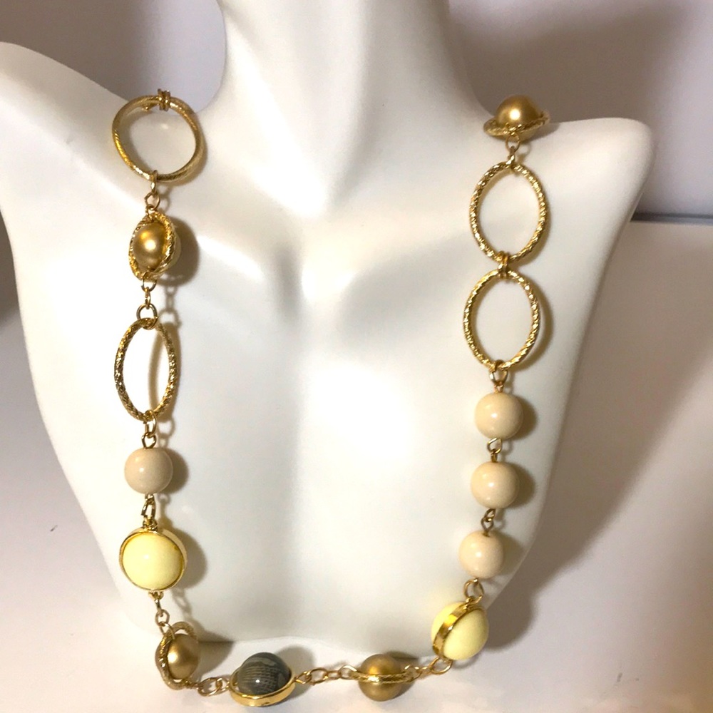 New York & Co necklace 15β gold beaded gold tone chain
